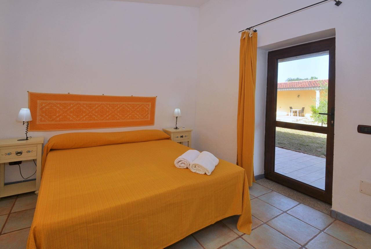 B&B Mare Della Gallura Бадеси Экстерьер фото